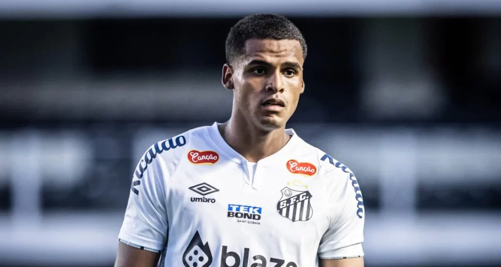 Enzo Monteiro